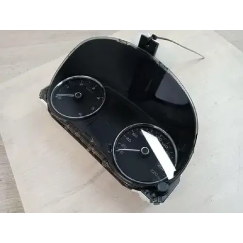 MITSUBISHI PAJERO INSTRUMENT CLUSTER DIESEL, AUTO T/M, PAJERO SPORT, QE, 10/15-1