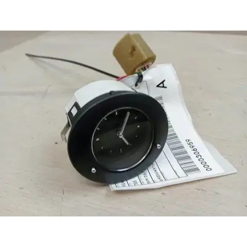 HOLDEN STATESMAN/CAPRICE CLOCK WH 06/99-04/03 99 00 01 02 03 HOLDEN STATESMAN/CAPRICE CLOCK WH 06/99-04/03 99 00 01 02 03