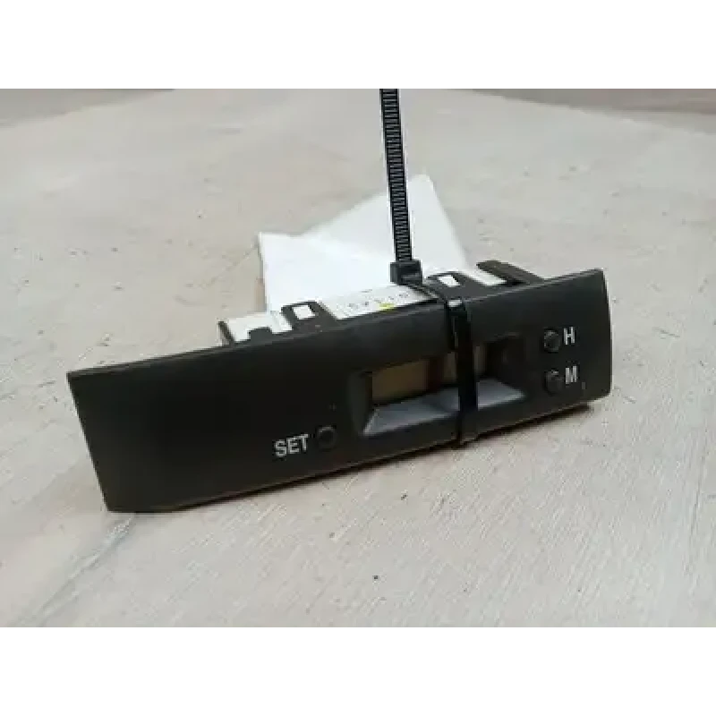 ISUZU DMAX CLOCK 10/08-05/12 08 09 10 11 12