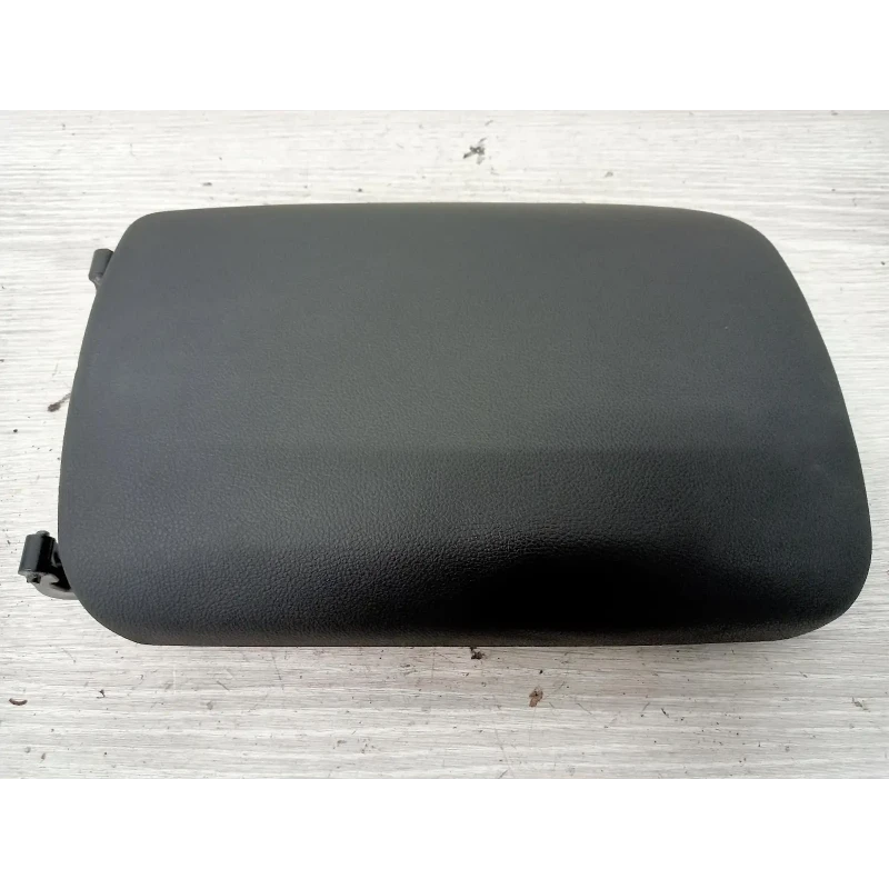 HOLDEN COMMODORE CONSOLE CONSOLE LID ONLY, VINYL, VF, 05/13-12/17 2015