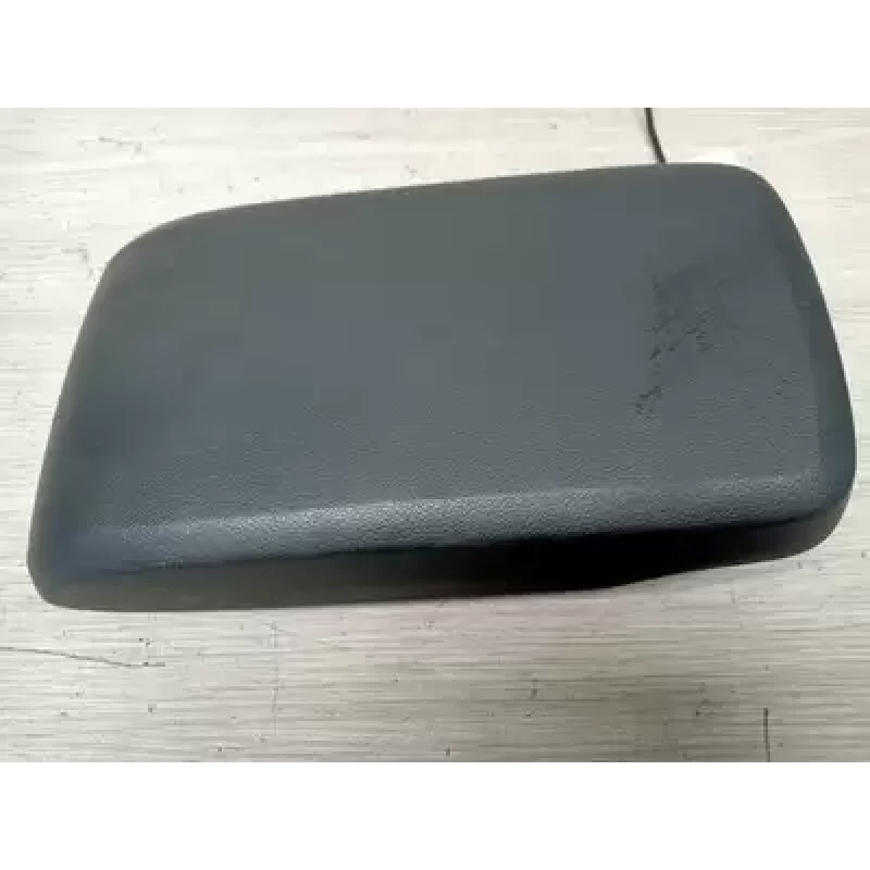 MAZDA CX7 CONSOLE ER, CONSOLE LID ONLY, 11/06-02/12 2010