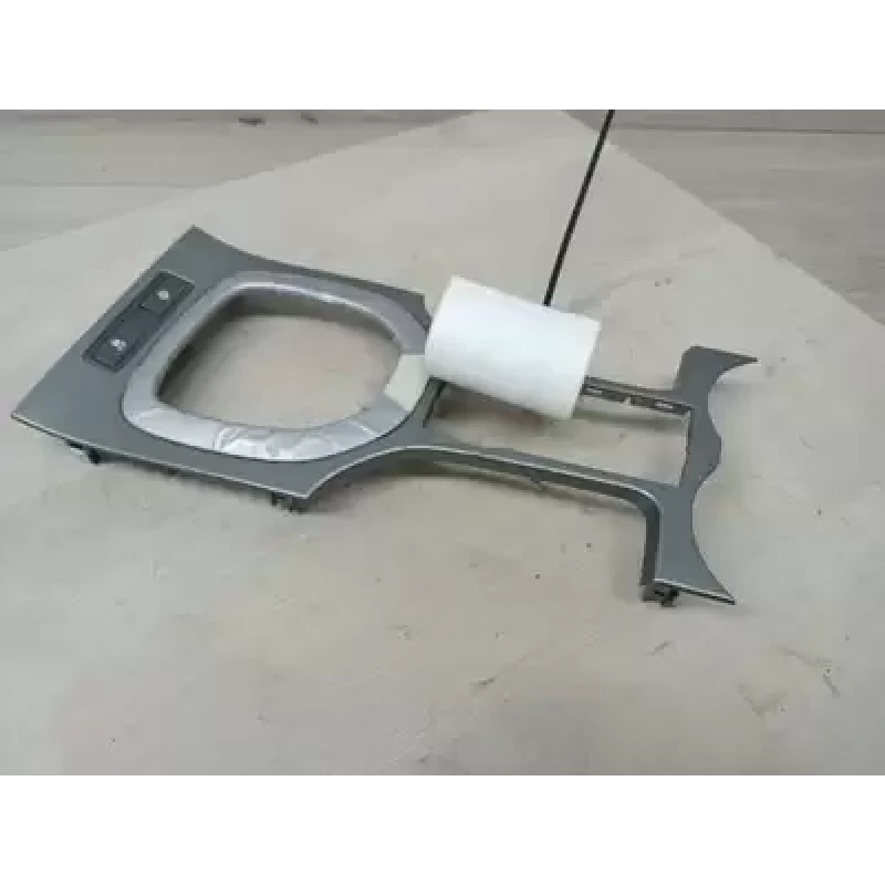 HOLDEN COMMODORE CONSOLE VE, CONSOLE INSERT FOR SHIFTER, AUTO T/M, SILVER, 08/06