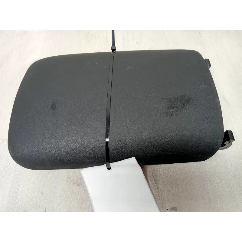HOLDEN COMMODORE CONSOLE CONSOLE LID ONLY, VINYL, VF, 05/13-12/17 2016