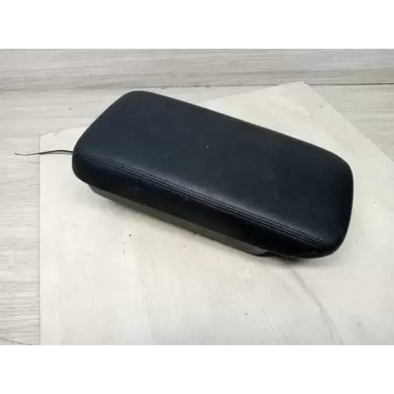 MITSUBISHI OUTLANDER CONSOLE CONSOLE LID ONLY, ZJ-ZK, 10/12-06/17 2014