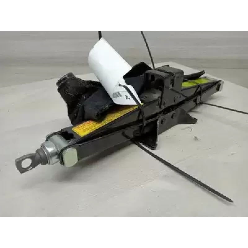HYUNDAI TUCSON JACK/TOOL KIT TL, 06/15-01/21 2015