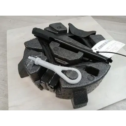 FORD ESCAPE JACK/TOOL KIT ZG, 09/16-05/20 2020 FORD ESCAPE JACK/TOOL KIT ZG, 09/16-05/20 2020