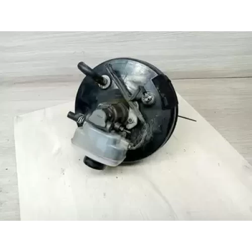 TOYOTA HIACE MASTER CYLINDER KDH, DIESEL, 03/05-05/16 2015