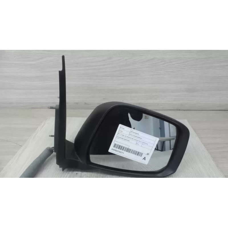 NISSAN PATHFINDER RIGHT DOOR MIRROR R51, Ti 550, W/ INDICATOR, POWER FOLD, HEATE