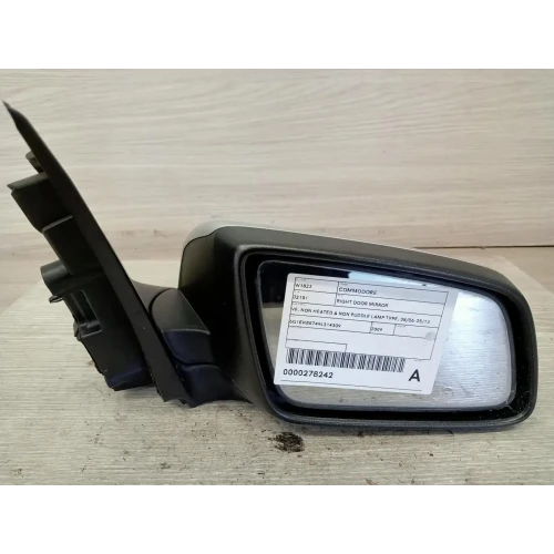 HOLDEN COMMODORE RIGHT DOOR MIRROR VE, NON HEATED & NON PUDDLE LAMP TYPE, 08