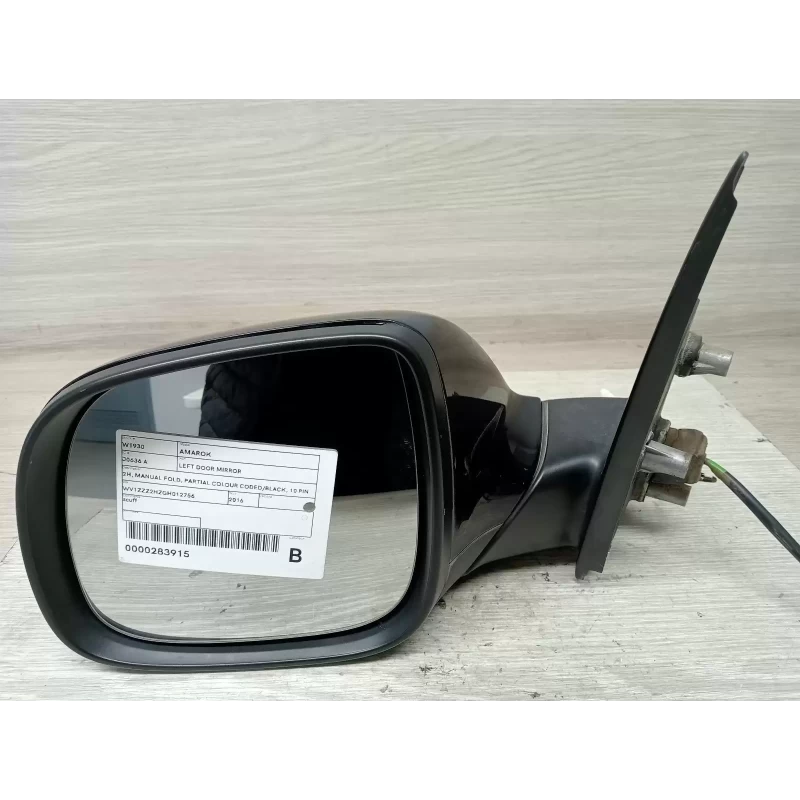 VOLKSWAGEN AMAROK LEFT DOOR MIRROR 2H, MANUAL FOLD, PARTIAL COLOUR CODED/BLACK,