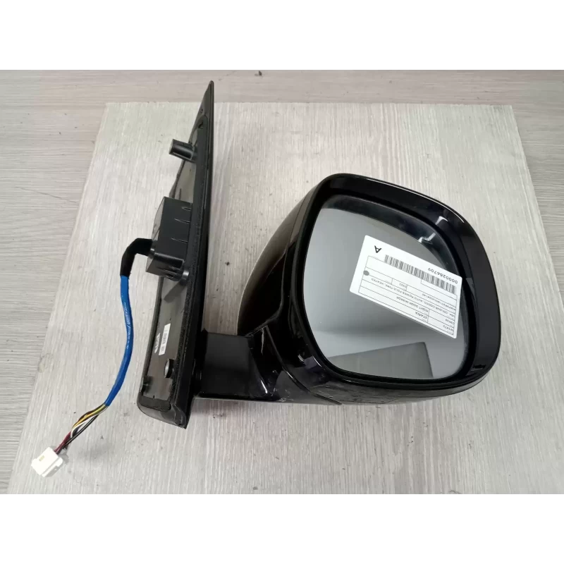 HYUNDAI STARIA RIGHT DOOR MIRROR US4, COLOUR CODED, AUTO POWER FOLD TYPE, HEATED