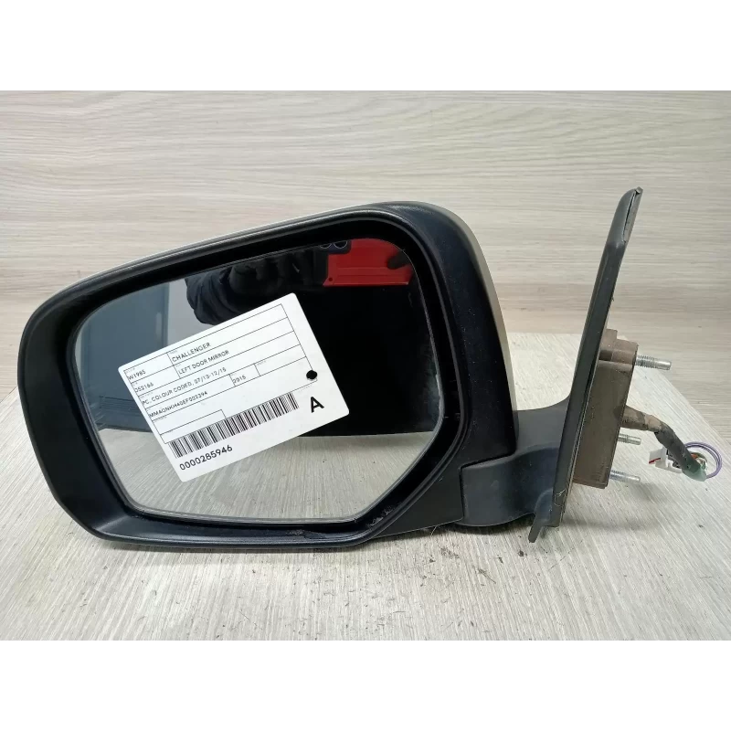 MITSUBISHI CHALLENGER LEFT DOOR MIRROR PC, COLOUR CODED, 07/13-12/15 2015