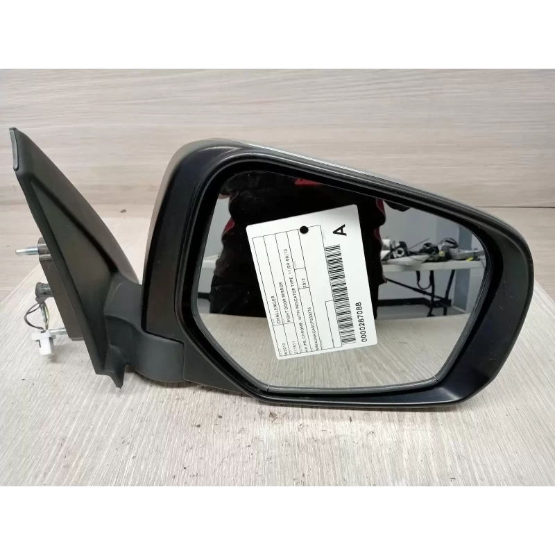 MITSUBISHI CHALLENGER RIGHT DOOR MIRROR KH/PB, CHROME, WITH INDICATOR TYPE, 11/0