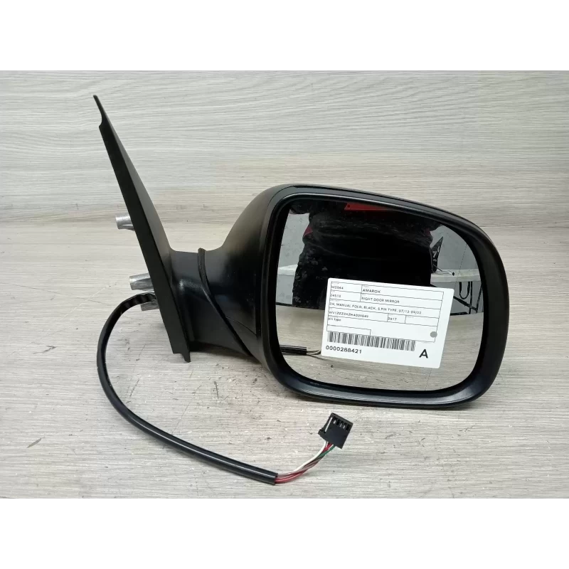 VOLKSWAGEN AMAROK RIGHT DOOR MIRROR 2H, MANUAL FOLD, BLACK, 5 PIN TYPE, 07/13-09