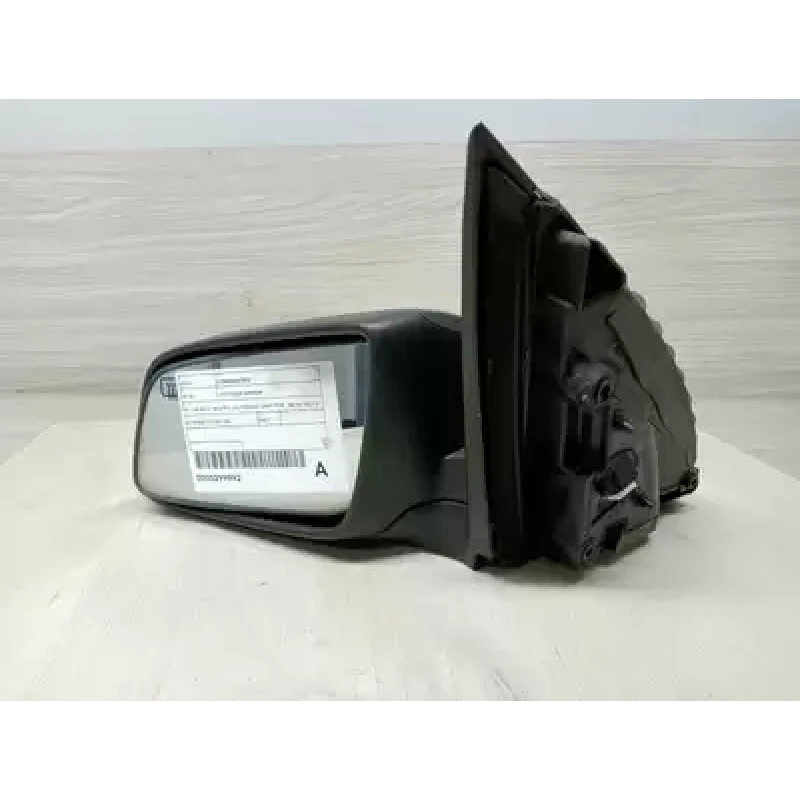 HOLDEN COMMODORE LEFT DOOR MIRROR VE, CALAIS V, HEATED, W/ PUDDLE LAMP TYPE, 08/