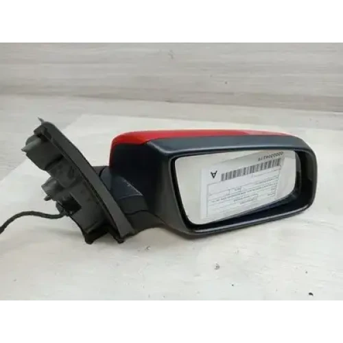 HOLDEN COMMODORE RIGHT DOOR MIRROR VF, COLOUR CODED/BLACK, NON BLINDSPOT TYPE, 0