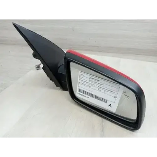 HOLDEN COMMODORE RIGHT DOOR MIRROR VF, COLOUR CODED/BLACK, W/ BLINDSPOT, NON HEA