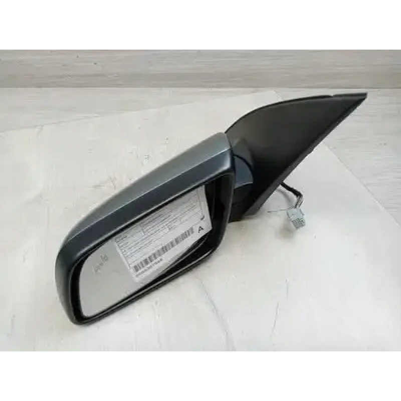 HOLDEN COMMODORE LEFT DOOR MIRROR VF, COLOUR CODED/BLACK, W/ BLINDSPOT, NON HEAT
