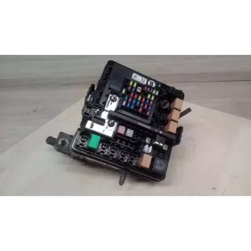 HYUNDAI TUCSON FUSE BOX ENGINE BAY, PETROL, TL, 06/15-01/21 2016