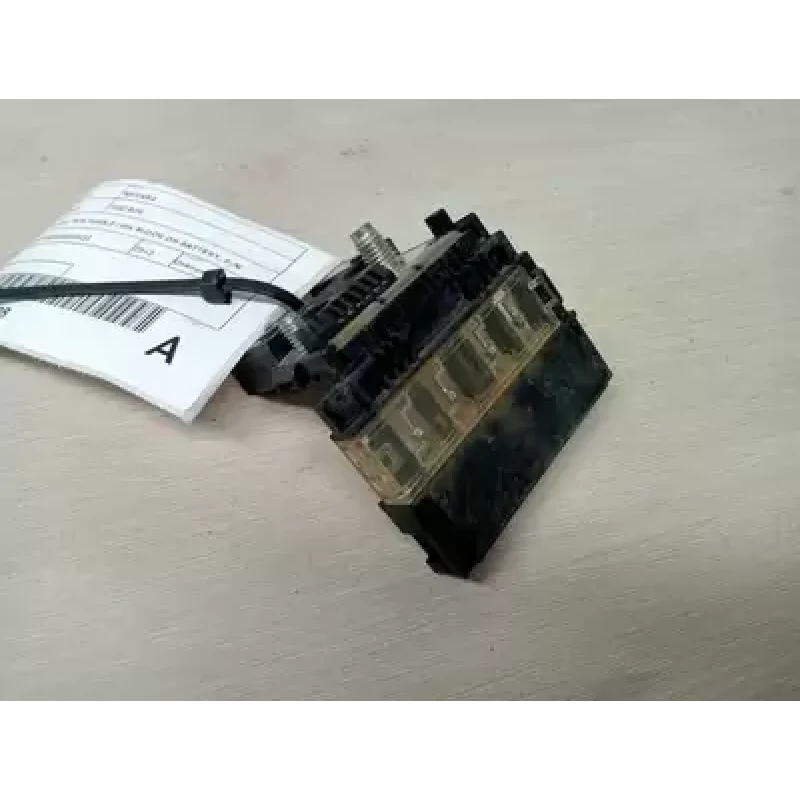 NISSAN NAVARA FUSE BOX D40, VSK, TWIN FUSIBLE LINK BLOCK ON BATTERY, P/N 2438089