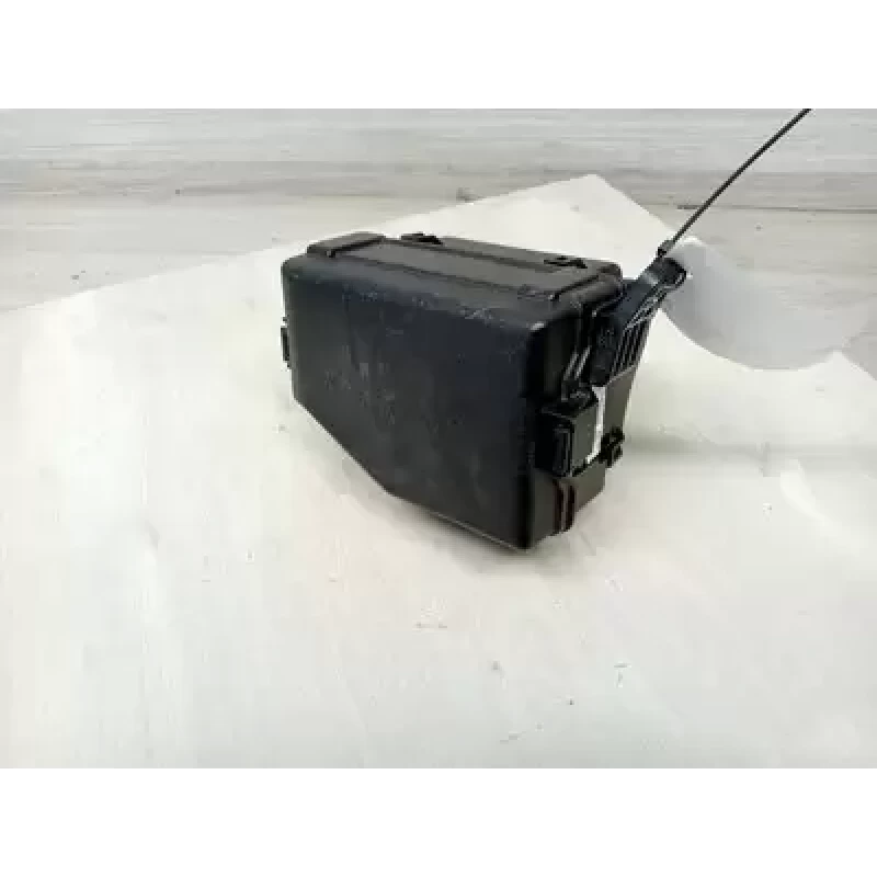 HYUNDAI ACCENT FUSE BOX ENGINE BAY, PETROL, RB, 05/11-12/19 2018