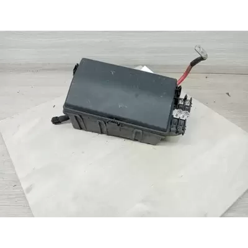 HOLDEN CRUZE FUSE BOX ENGINE BAY, DIESEL TURBO, 2.0, JG, 03/09-02/11 2010