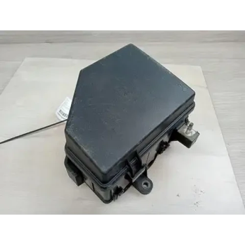 HOLDEN COMMODORE FUSE BOX ENGINE BAY, 3.6, P/N 92202583, VE, 08/06-05/13 2008