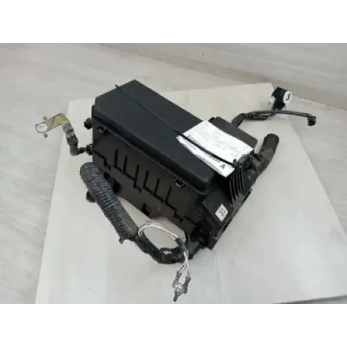 TOYOTA PRADO FUSE BOX 150 SERIES, ENGINE BAY, MAIN RELAY/FUSE BOX, DIESEL, 2.8, TOYOTA PRADO FUSE BOX 150 SERIES, ENGINE BAY, MAIN RELAY/FUSE BOX, DIESEL, 2.8,