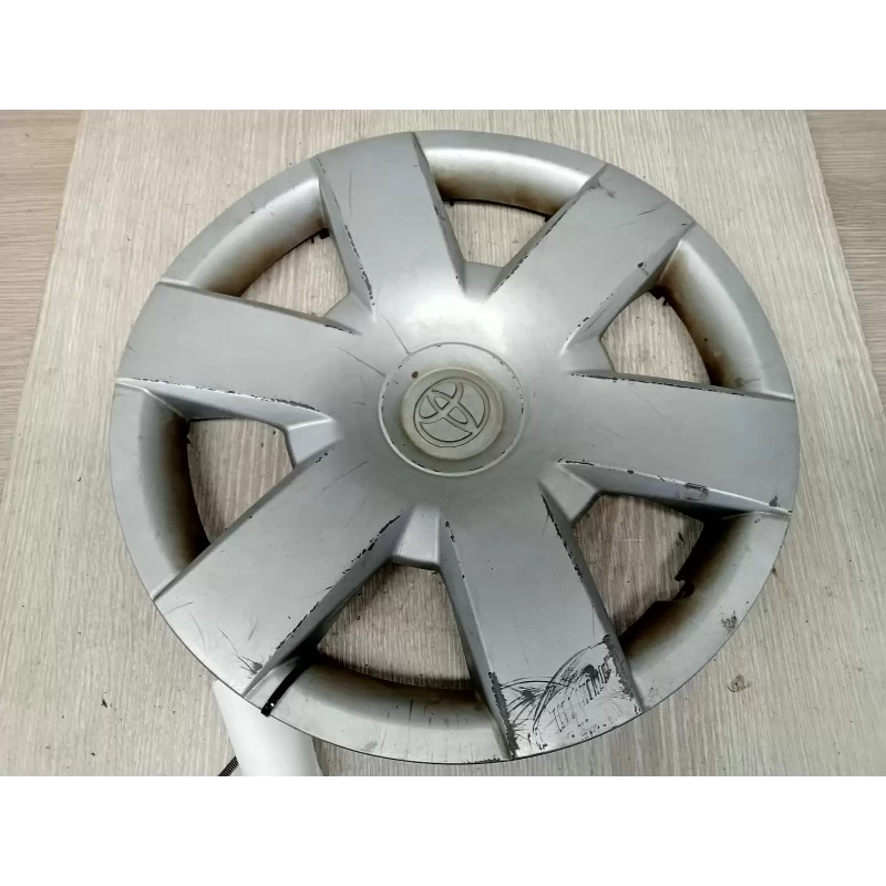 TOYOTA HIACE WHEEL COVER/HUB CAP TRH/KDH 03/05-04/19 2015