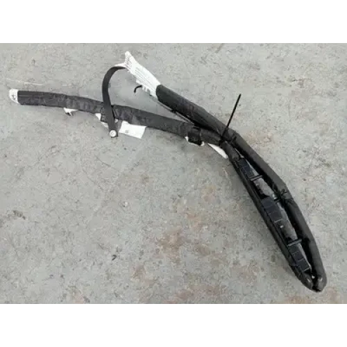 HOLDEN COMMODORE LEFT AIRBAG SIDE CURTAIN, SEDAN, VF, 05/13-12/17 13 14 15 16 17
