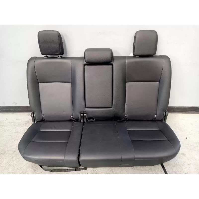 TOYOTA HILUX 2ND SEAT (REAR SEAT) LEATHER, DUAL CAB, 09/15- 15 16 17 18 19 20 21