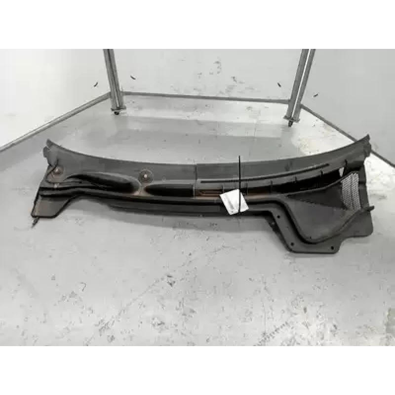 HOLDEN COMMODORE PLENUM CHAMBER VE, 08/06-05/13 06 07 08 09 10 11 12 13