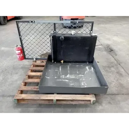 TOYOTA HILUX OIL TANK AND TRAY