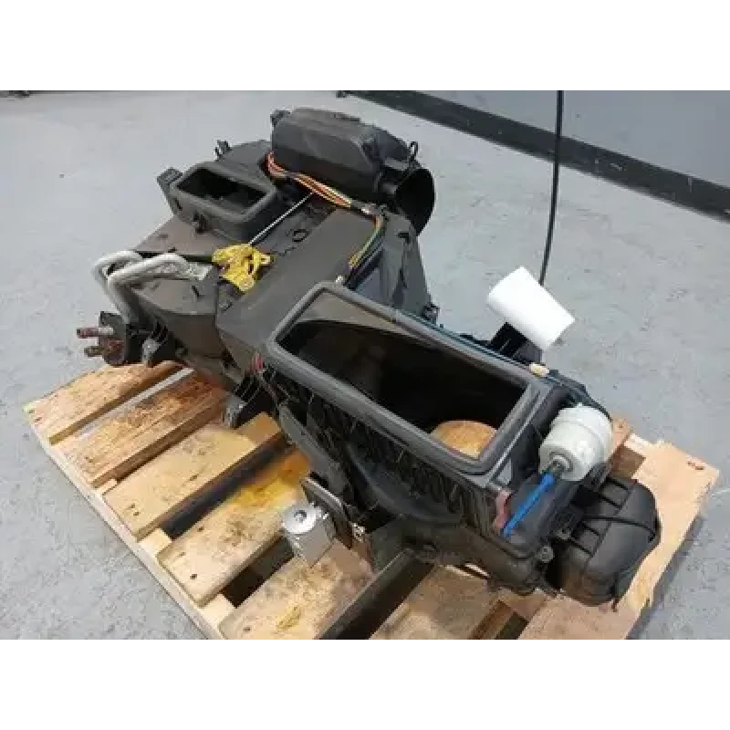 HOLDEN COMMODORE HEATER CORE/BOX VT SII-VX, 01/98-09/02 1999