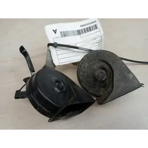 HOLDEN COMMODORE HORN VE, 08/06-05/13 2011