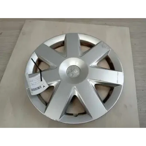 HOLDEN COMMODORE WHEEL COVER/HUB CAP VY1-VZ, 10/02-09/07 2006