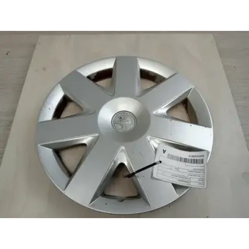 HOLDEN COMMODORE WHEEL COVER/HUB CAP VY1-VZ, 10/02-09/07 2006