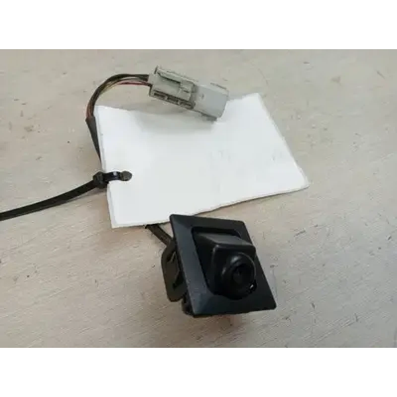 HOLDEN COMMODORE CAMERA/RADAR REVERSE CAMERA (BUMPER MOUNTED), VF, 05/13-12/17 1