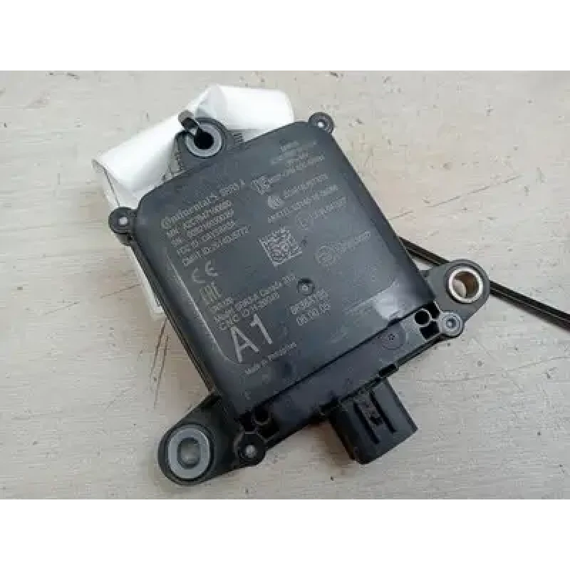 MITSUBISHI TRITON CAMERA/RADAR BLIND SPOT MONITOR SENSOR (RH REAR BEHIND BUMPER)