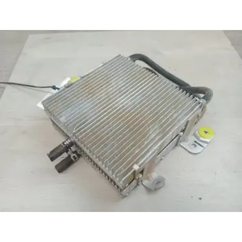TOYOTA LANDCRUISER COOLER 200 SERIES, UNDER BODY FUEL COOLER, 4.5, 1VD-FTV, DIES TOYOTA LANDCRUISER COOLER 200 SERIES, UNDER BODY FUEL COOLER, 4.5, 1VD-FTV, DIES