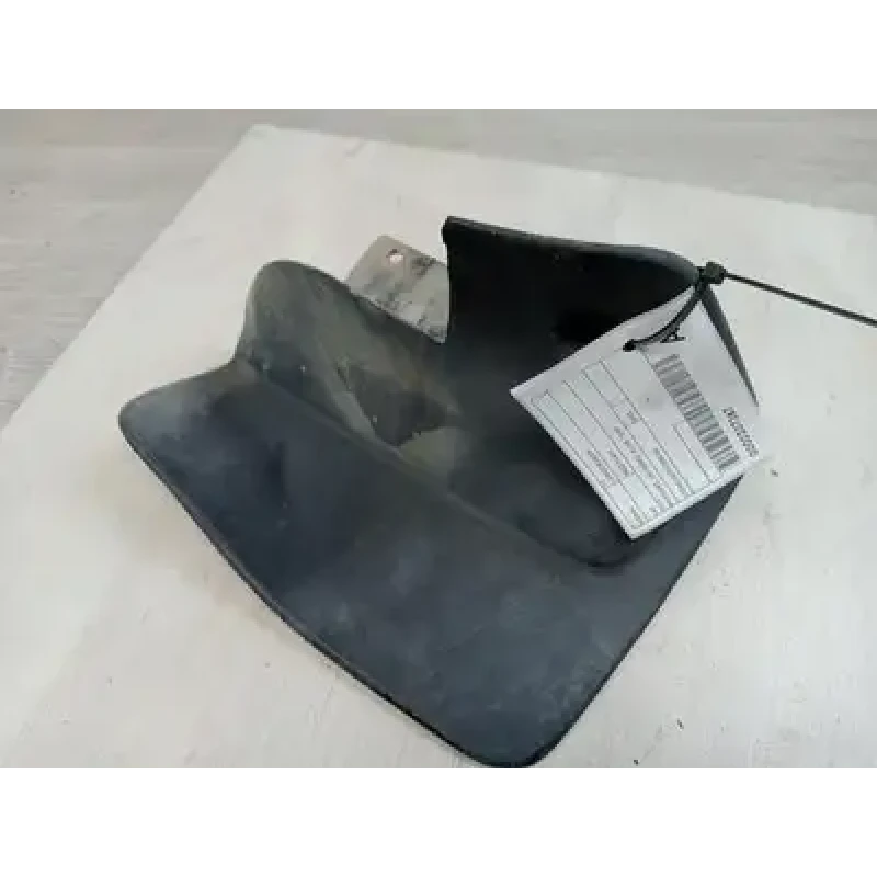 TOYOTA LANDCRUISER MUD FLAPS RH FRONT, 100 SERIES, 01/98-10/07 98 99 00 01 02 03