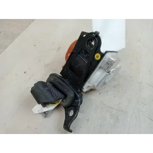 TOYOTA LANDCRUISER SEAT BELT 200 SERIES, CENTRE REAR, SEAT BELT ONLY, 11/07-07/1