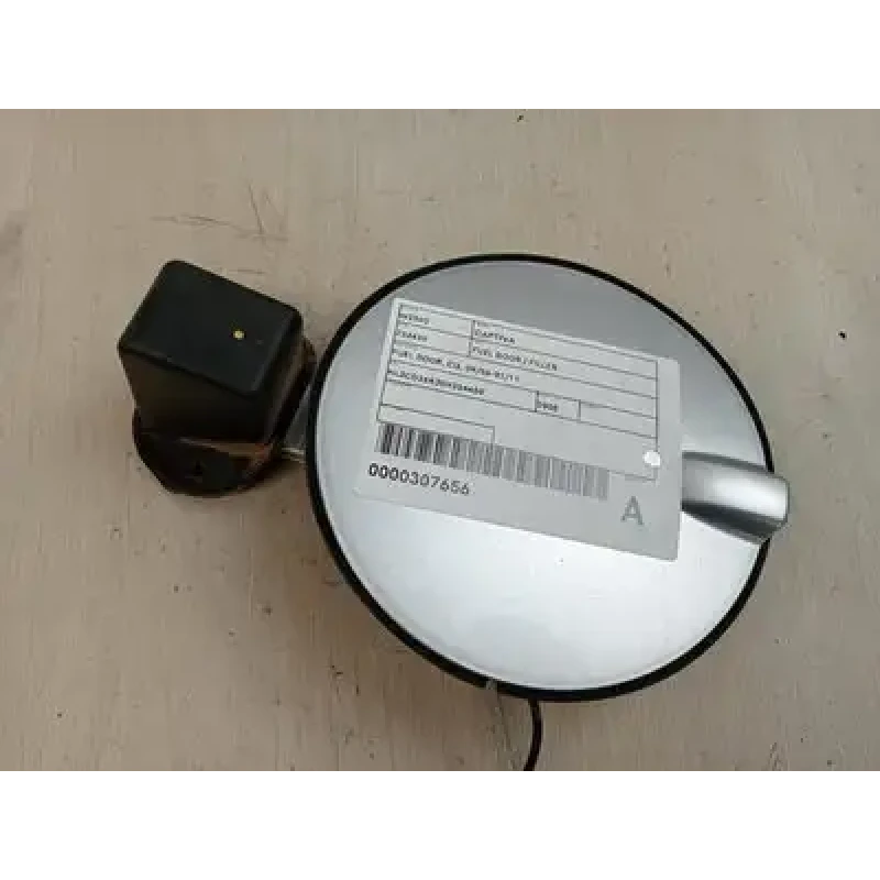 HOLDEN CAPTIVA FUEL DOOR / FILLER FUEL DOOR, CG, 09/06-02/11 2008