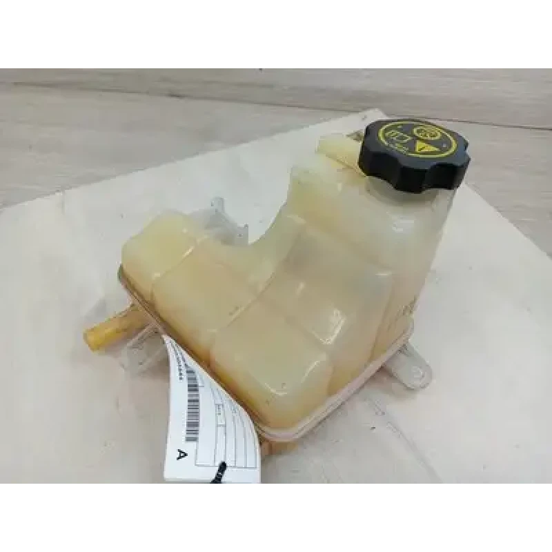 HOLDEN COLORADO OVERFLOW BOTTLE RG, 06/12-12/20 2018