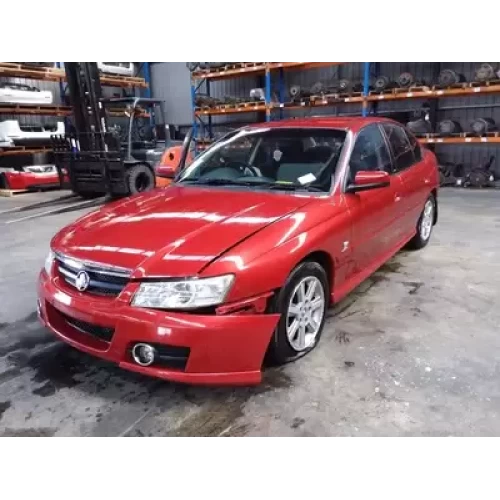 HOLDEN COMMODORE OWNERS HANDBOOK VZ, 08/04- 2005