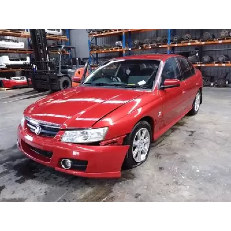 HOLDEN COMMODORE OWNERS HANDBOOK VZ, 08/04- 2005