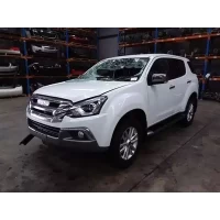 ISUZU MU-X OWNERS HANDBOOK OWNERS MANUAL, 85GGR, 02/17-02/21 2017