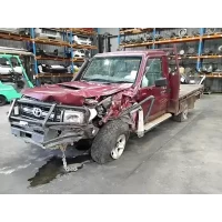 TOYOTA LANDCRUISER OWNERS HANDBOOK 76/78/79 SERIES, 03/07-09/16 2014