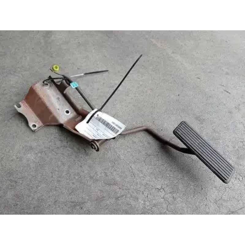 HOLDEN CREWMAN PEDAL ASSEMBLY VY, CABLE TYPE, 08/03-03/05 2004