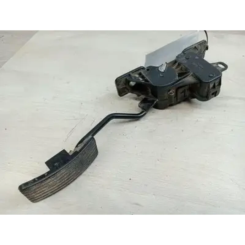 MITSUBISHI TRITON PEDAL ASSEMBLY ACCELERATOR PEDAL, DIESEL, 2.5, 4D56 (FLY BY WI